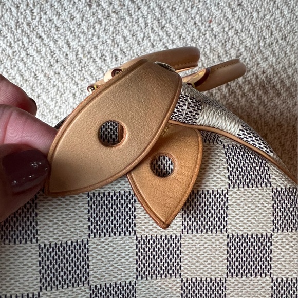 Louis Vuitton Damier Azur Speedy 30 - Picture 4 of 11